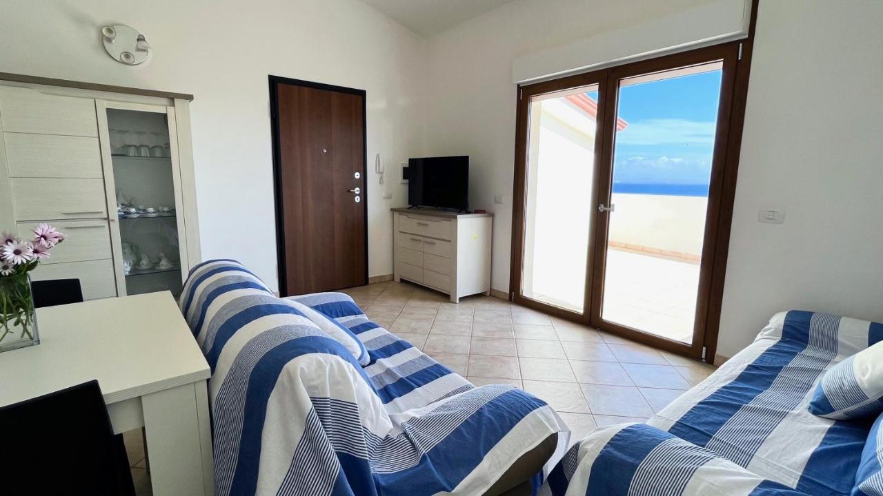 Attici Con Terrazzo Vista Mare Apartment กาลาเซตตา ภายนอก รูปภาพ