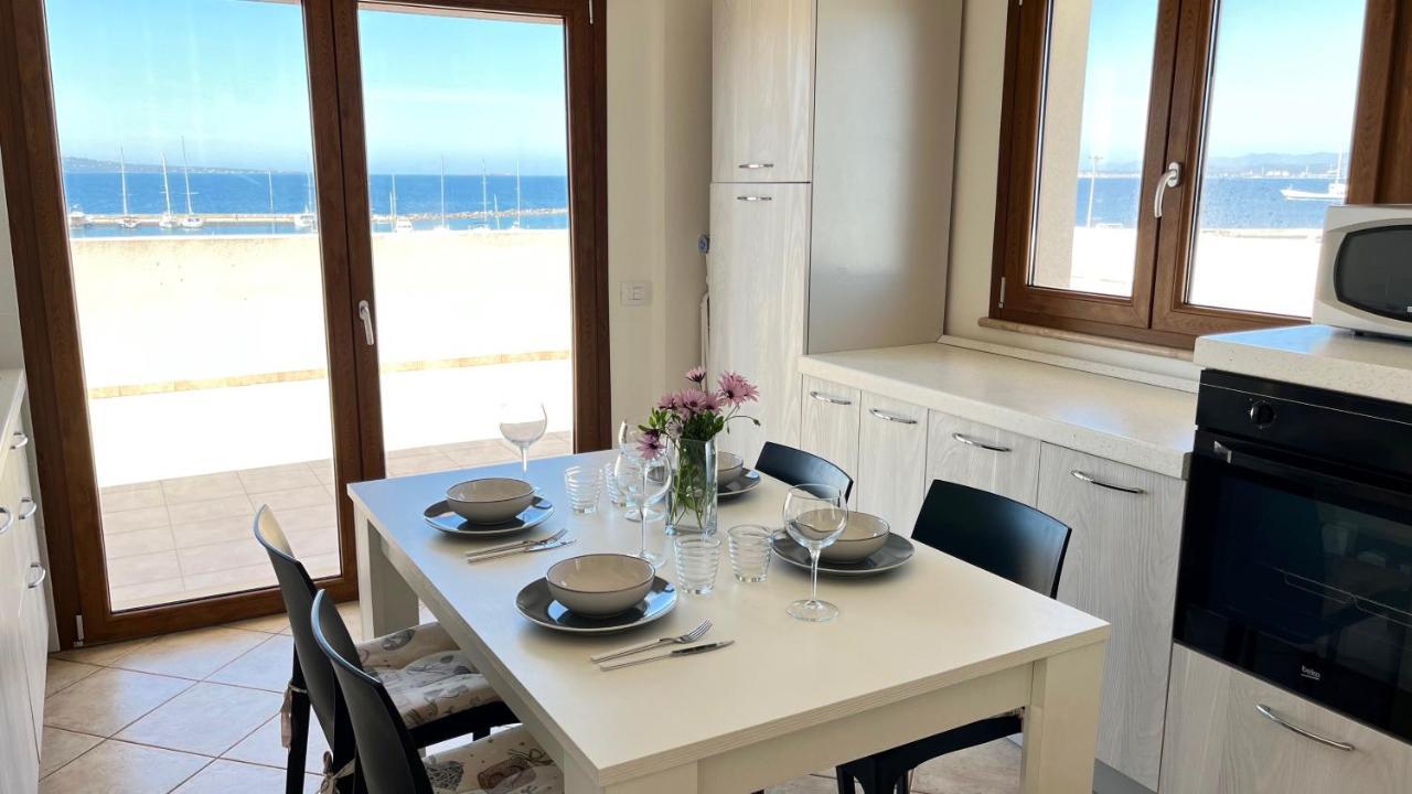 Attici Con Terrazzo Vista Mare Apartment กาลาเซตตา ภายนอก รูปภาพ