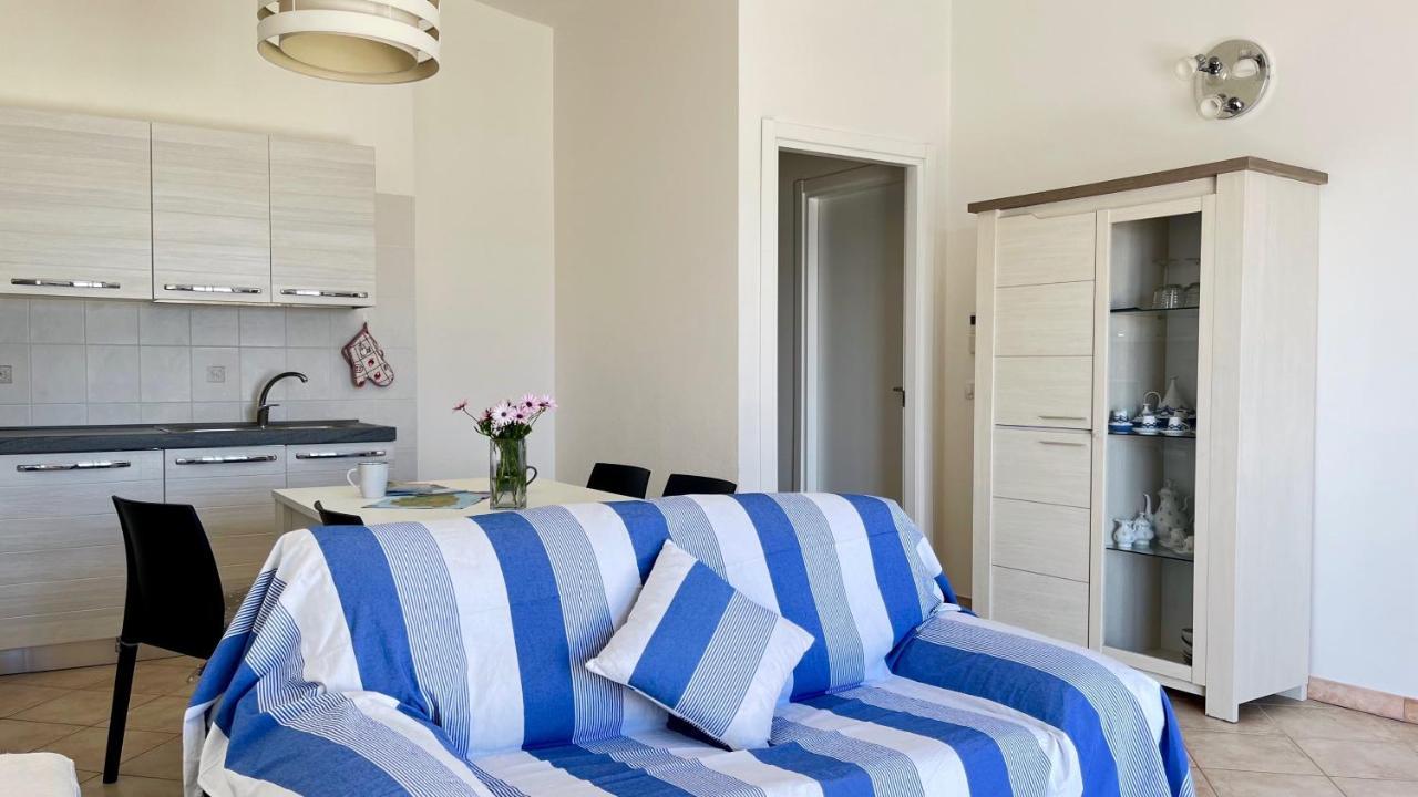 Attici Con Terrazzo Vista Mare Apartment กาลาเซตตา ภายนอก รูปภาพ