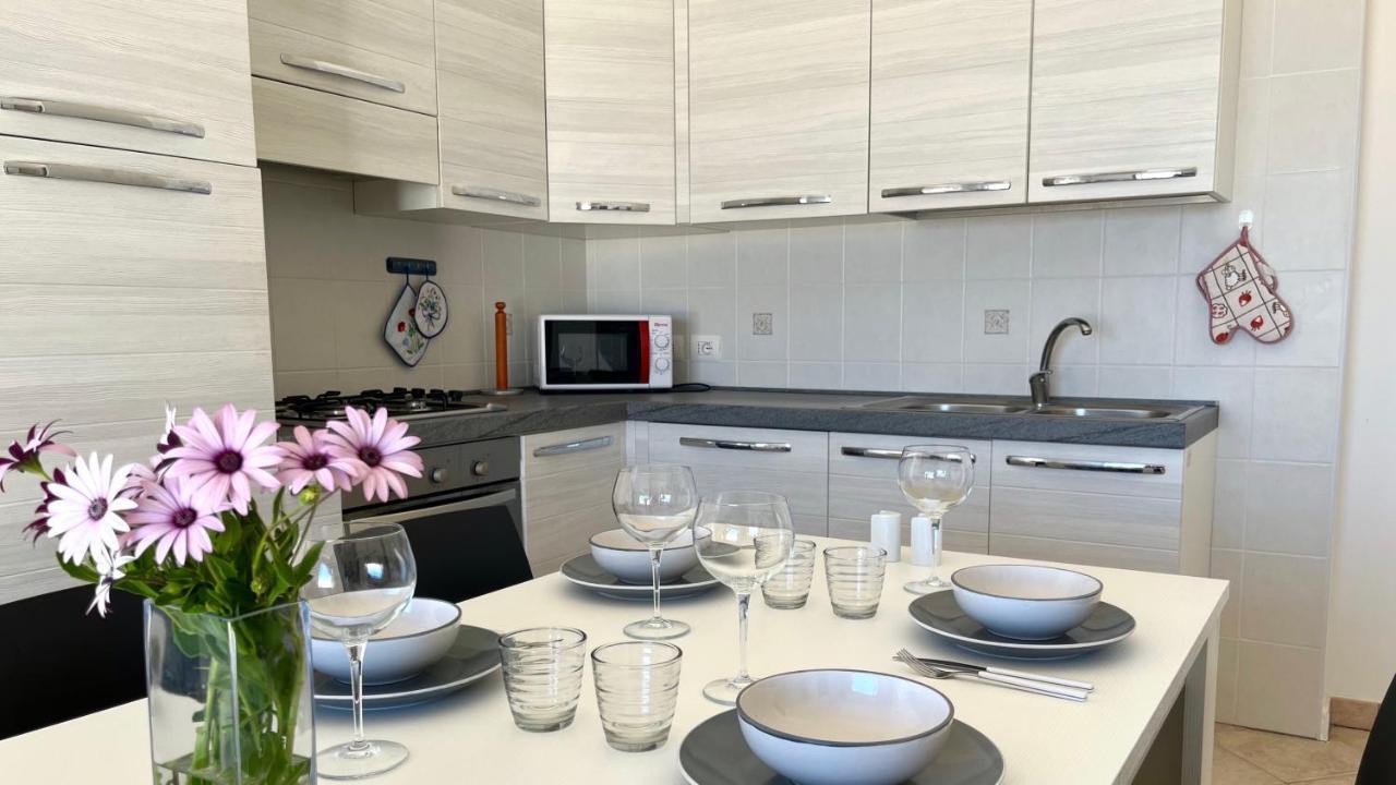 Attici Con Terrazzo Vista Mare Apartment กาลาเซตตา ภายนอก รูปภาพ